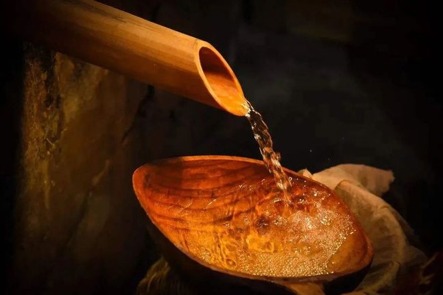 面对市面上五花八门“赖茅酒”，你知道赖茅酒哪个厂家正宗吗？