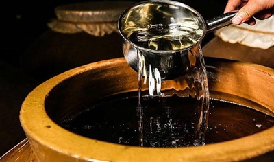 酱香酒哪家好？赖茅传承百年经典！