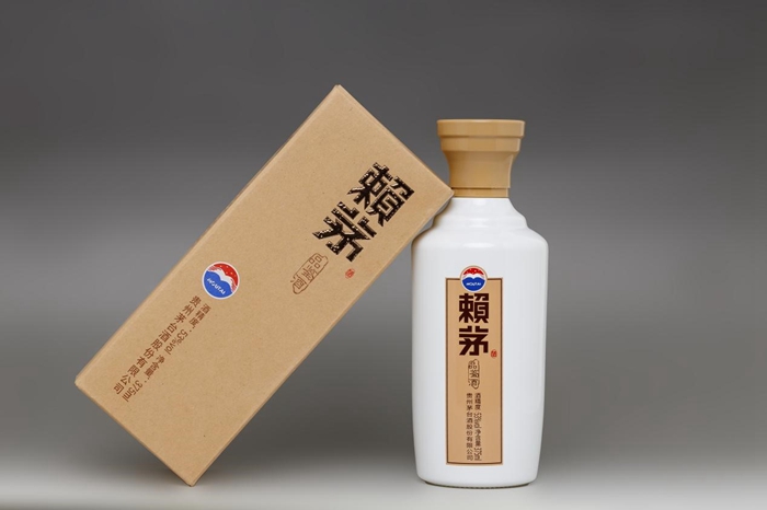 深受酒友喜爱的酱香型白酒，有哪些特点？