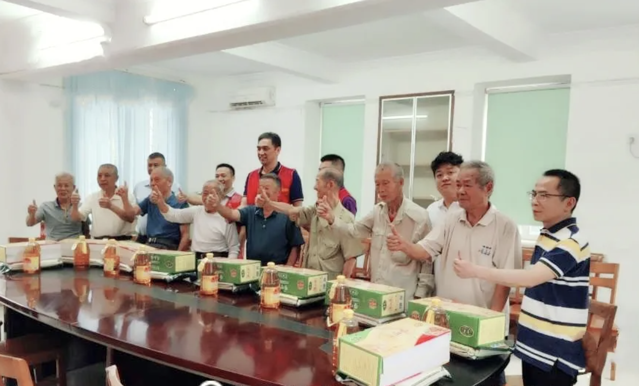 敬老暖人心 赖茅伴你行——赖茅酒公司广东和海南省区开展敬老活动