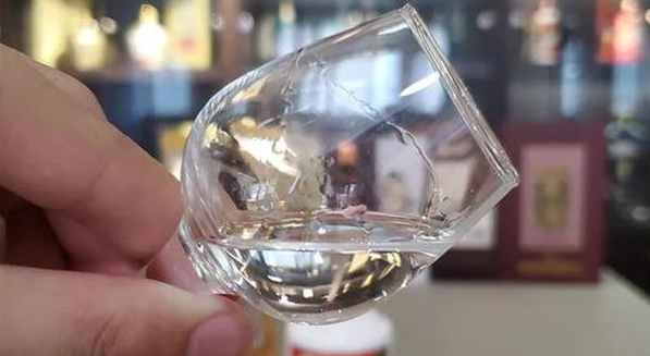 赖茅酒传承蓝鉴别