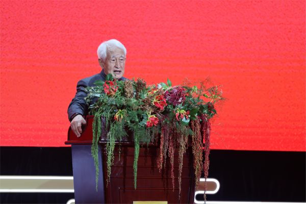 老领导季克良主题发言 (4)